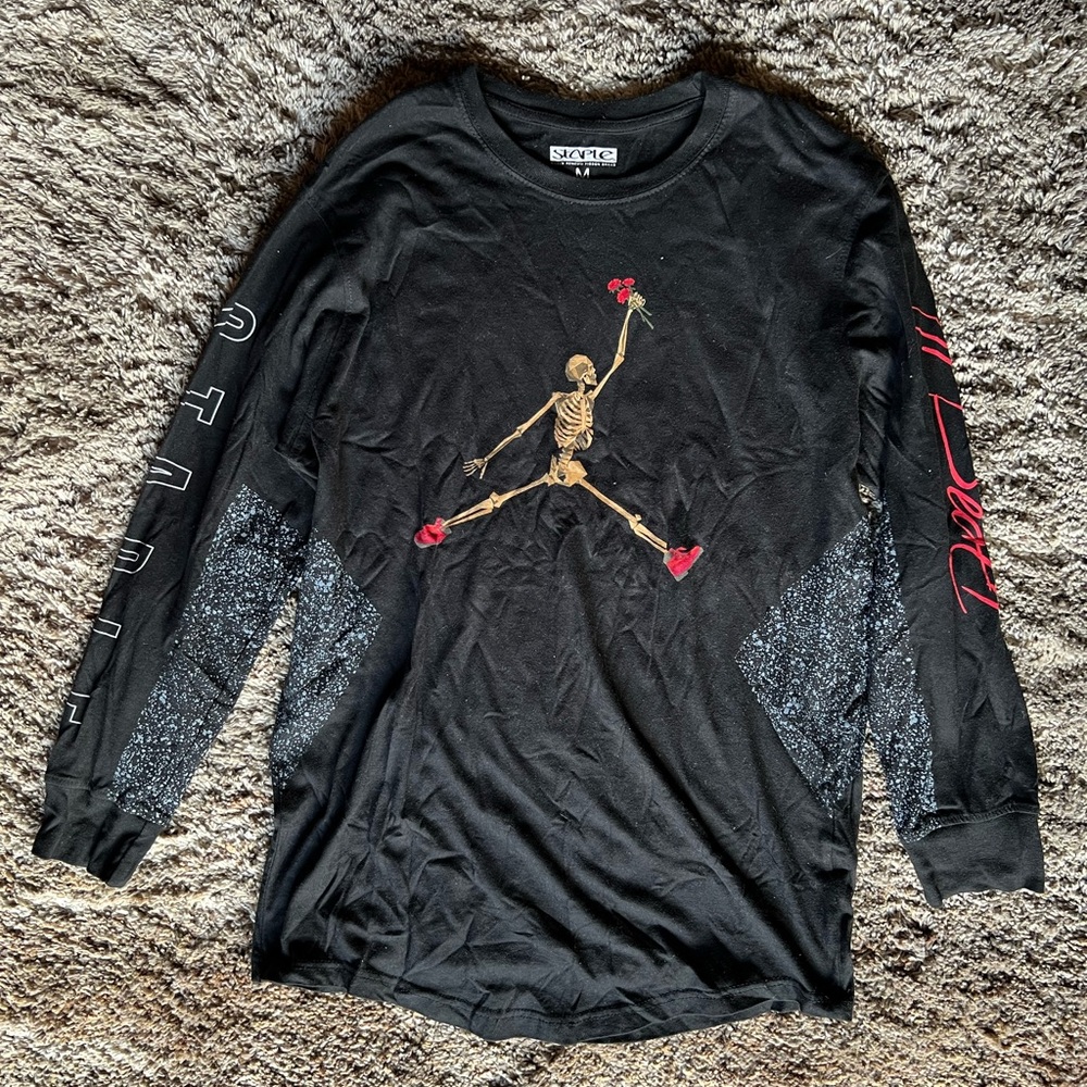 Staple L/S tee